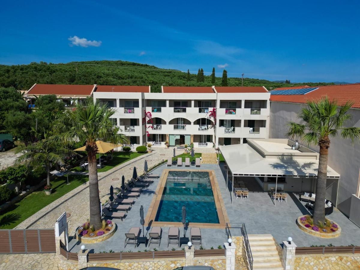 Remezzo Studios & Apartments 阿莫迪 外观 照片