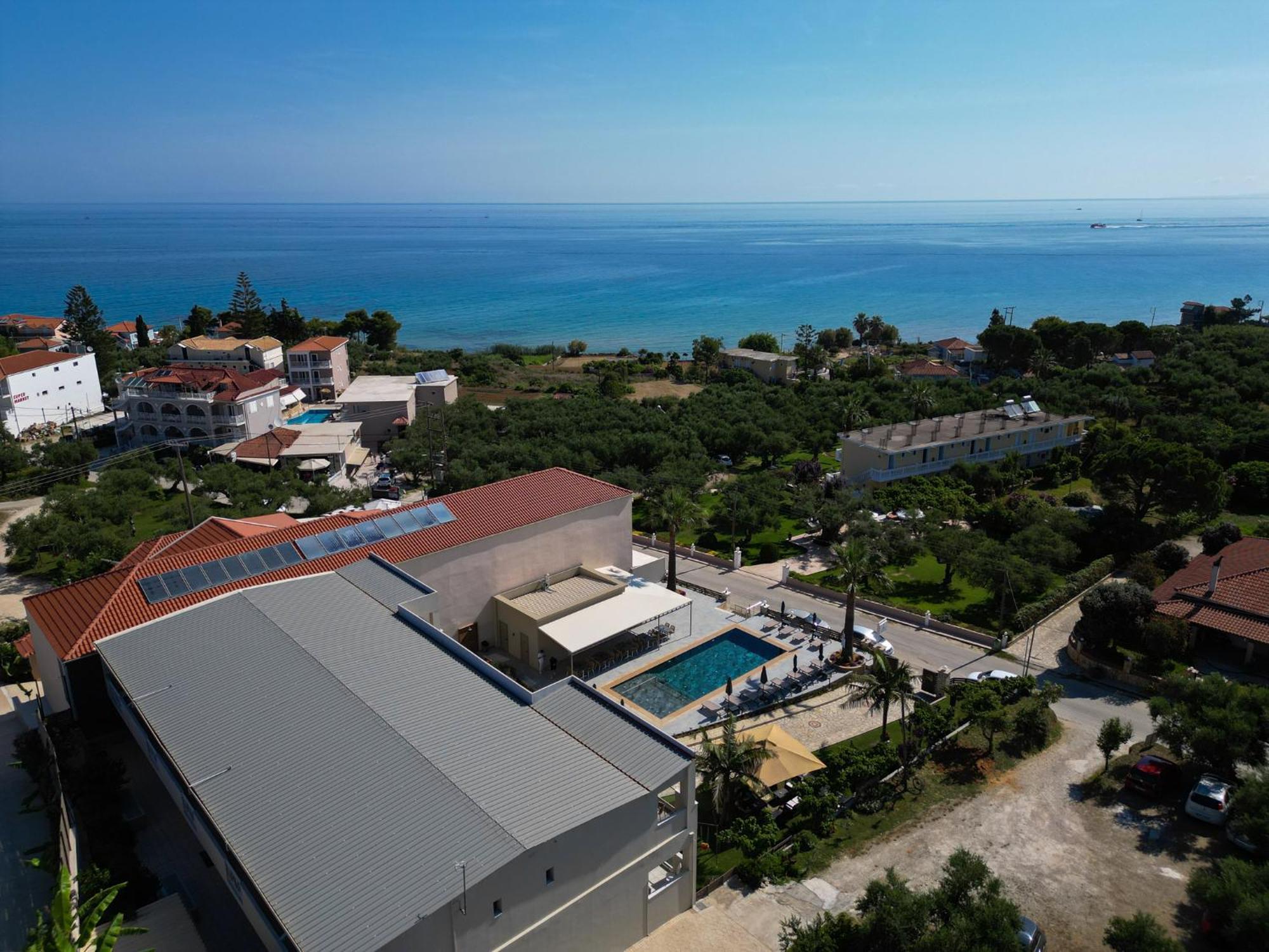 Remezzo Studios & Apartments 阿莫迪 外观 照片
